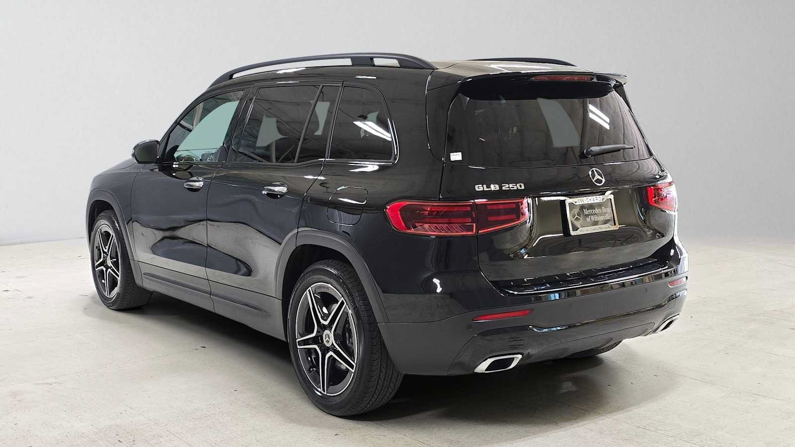 Certified 2026 Mercedes-Benz GLB 250 4MATIC image 5