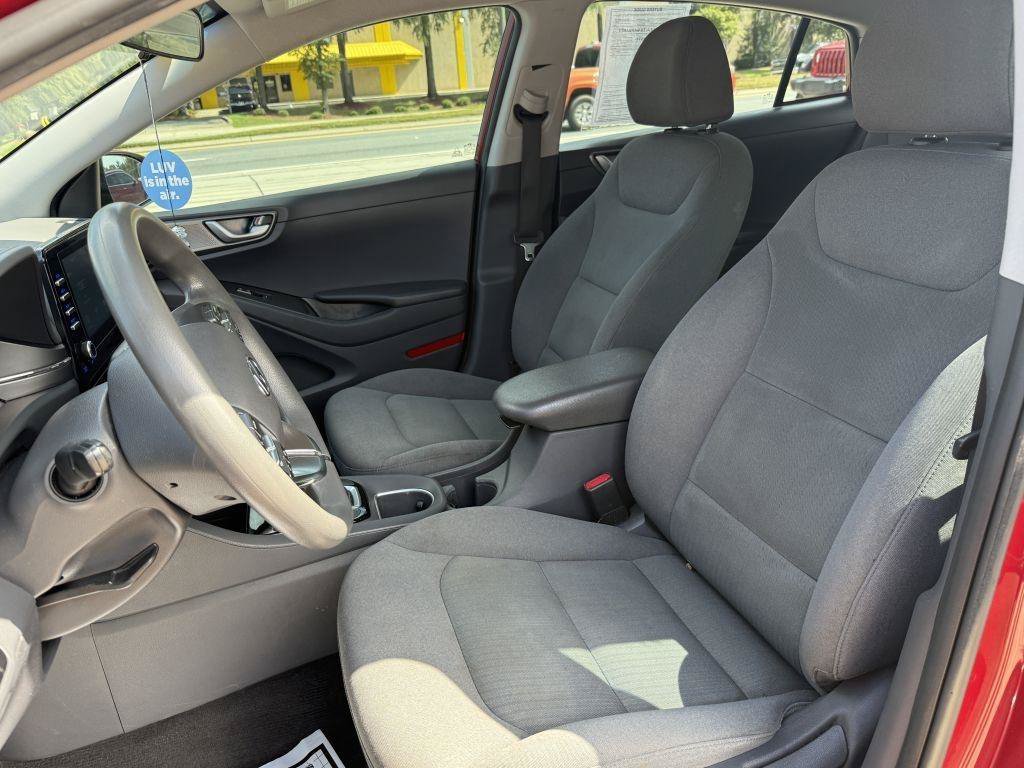 Used 2020 Hyundai Ioniq Blue FWD image 9