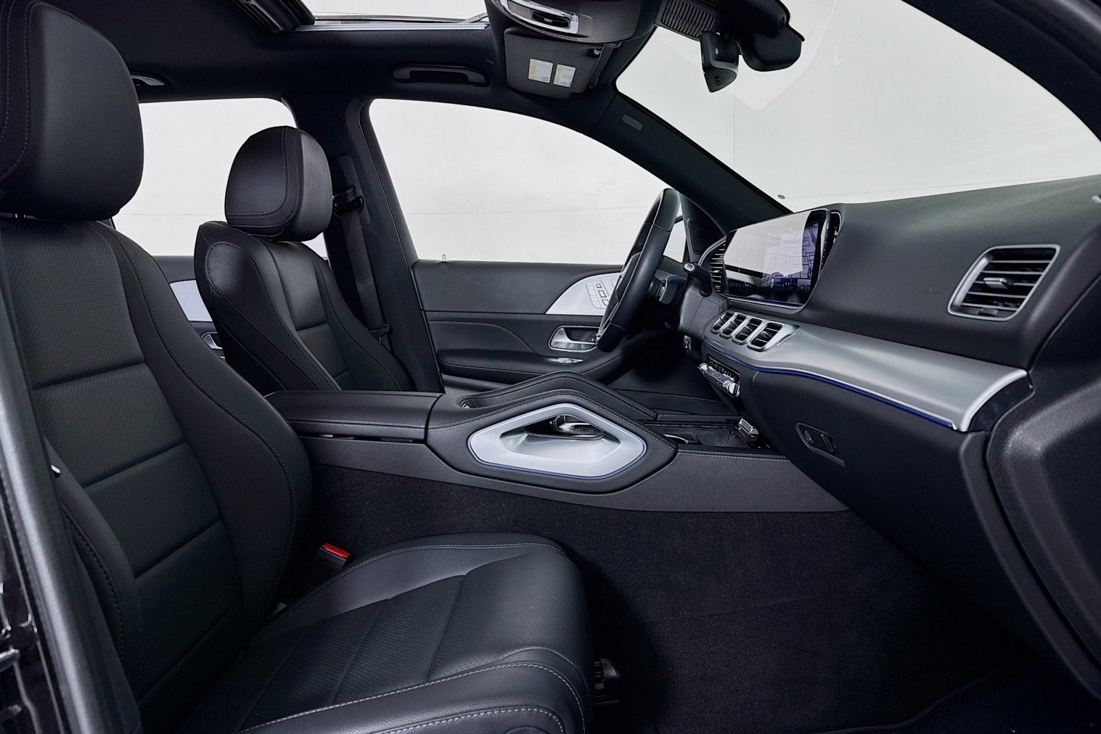 Certified 2025 Mercedes-Benz GLE 450e 4MATIC image 8