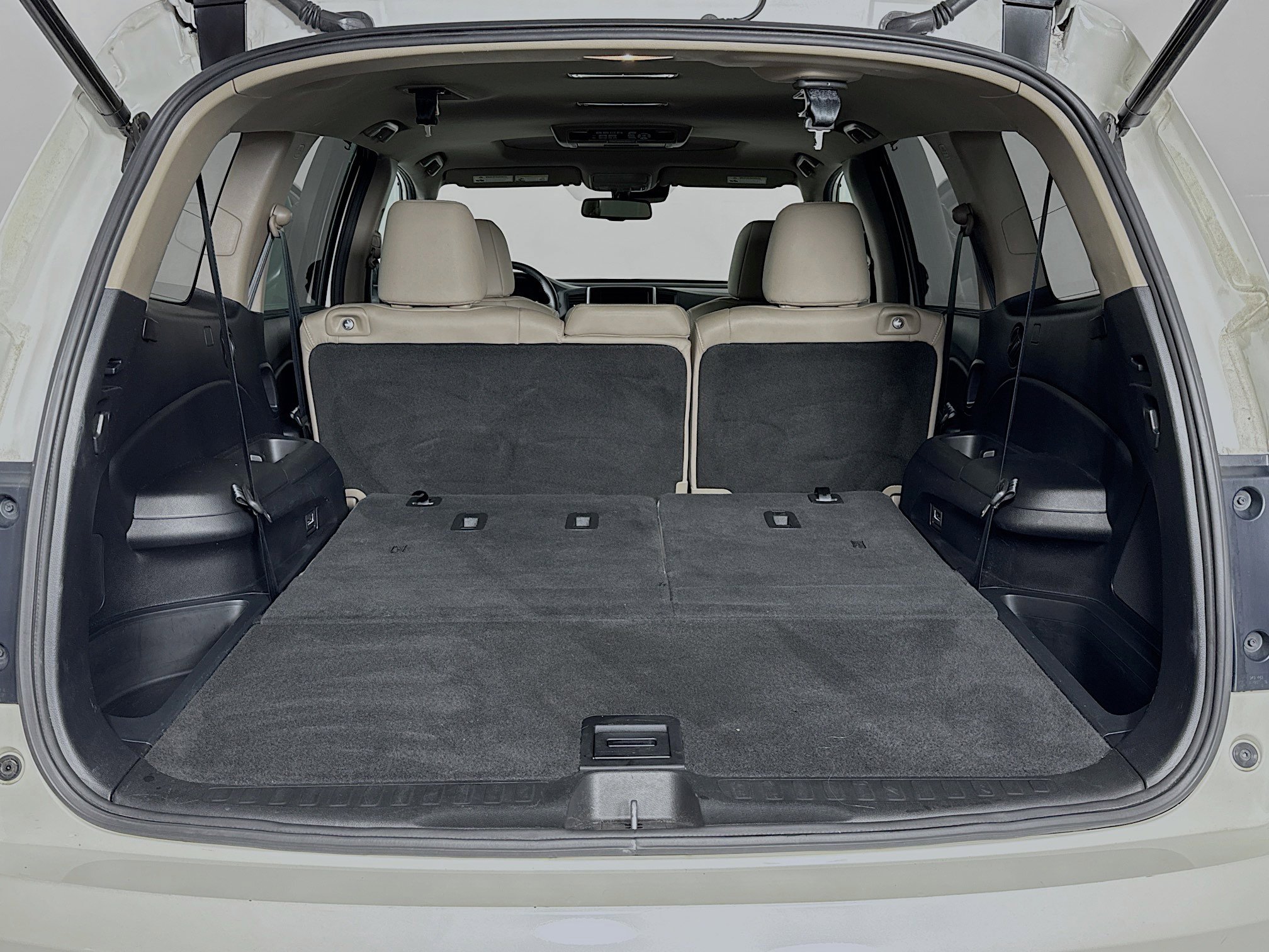 Certified 2018 Honda Pilot Touring image 28