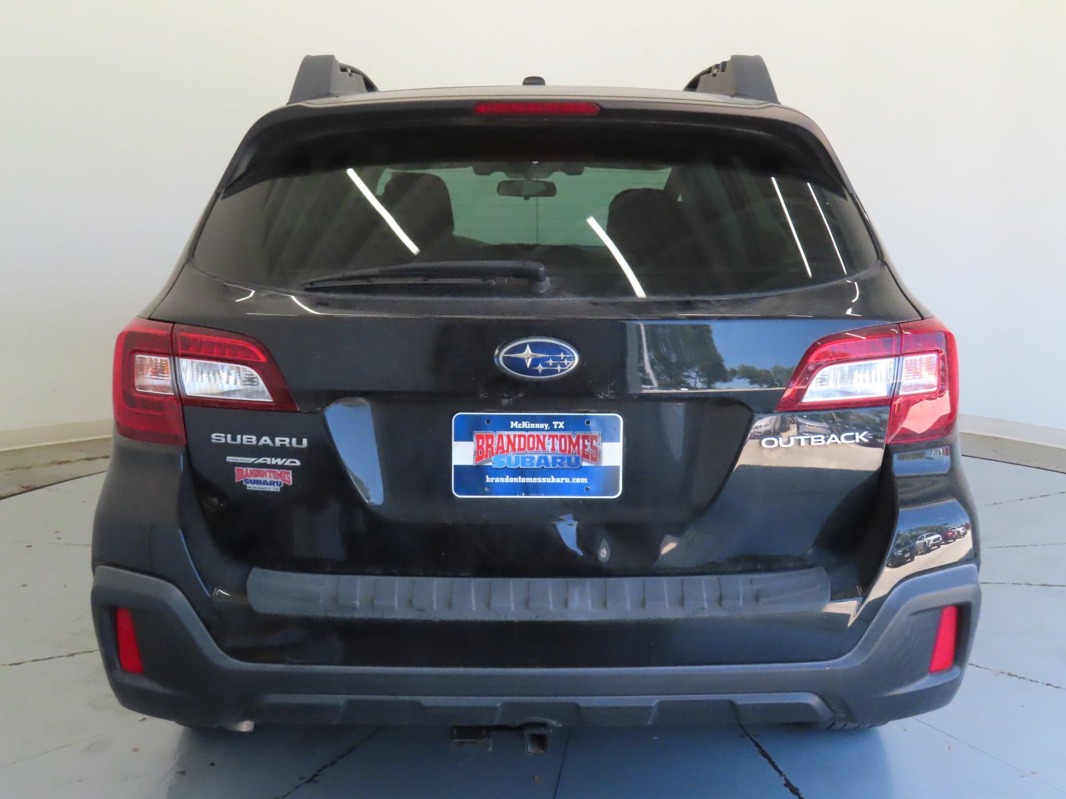 Used 2019 Subaru Outback 2.5i AWD/4WD image 4