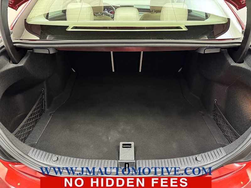 Used 2017 Mercedes-Benz C 300 4MATIC Sedan image 17