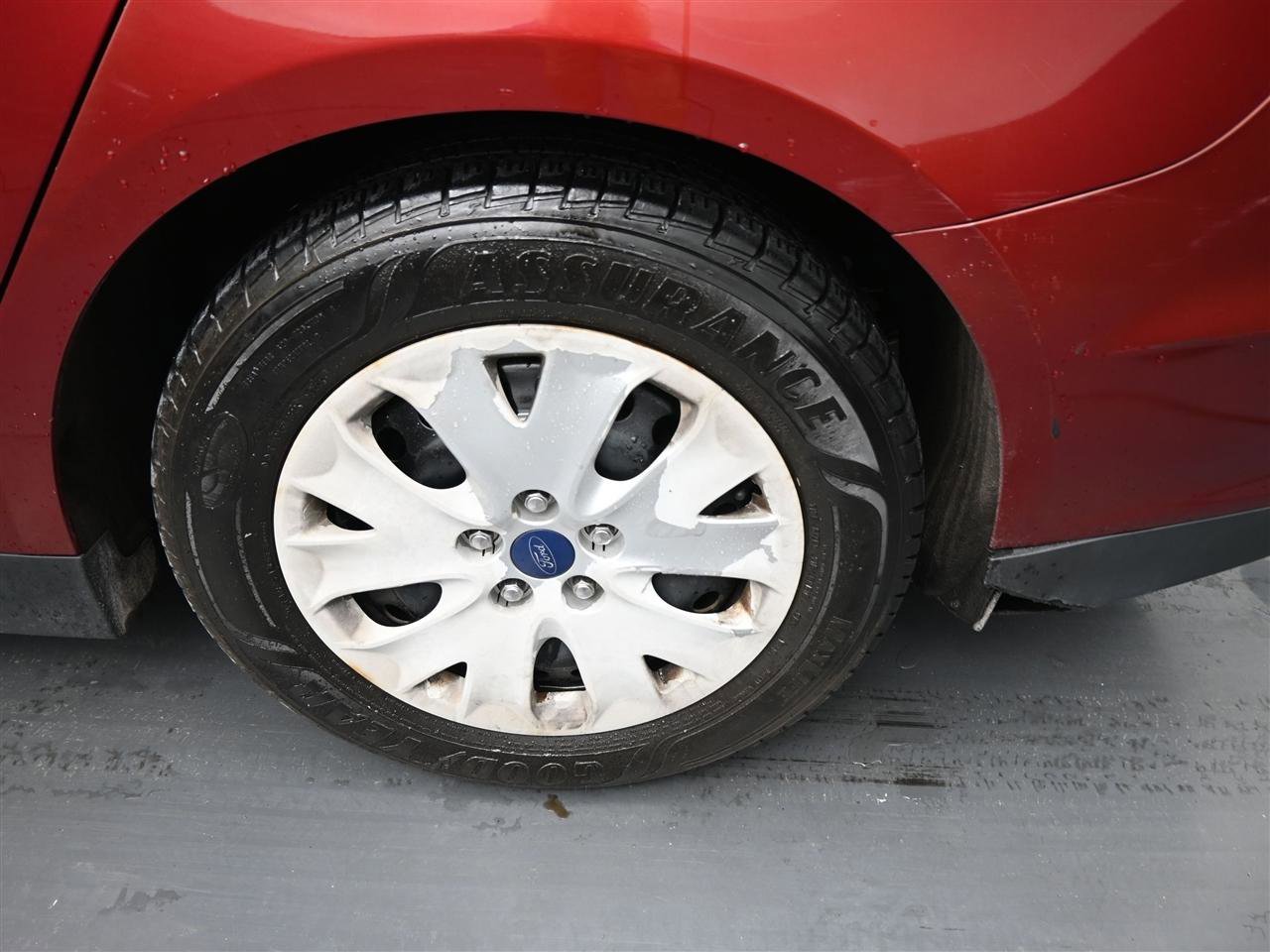 Used 2013 Ford Fusion S FWD image 18