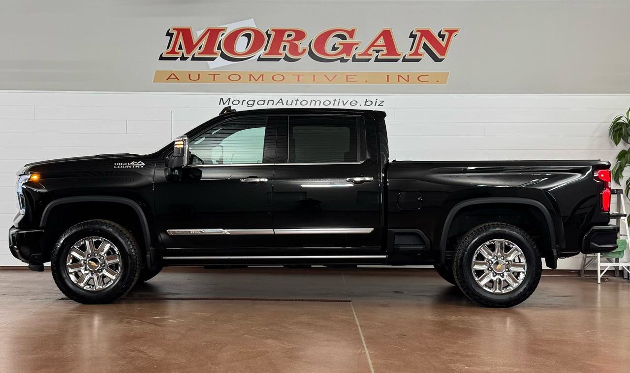 Used 2024 Chevrolet Silverado 2500 High Country w/ Technology Package image 7