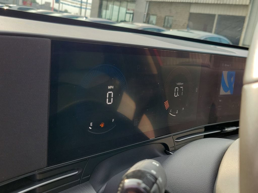 Used 2024 Hyundai Kona SEL AWD/4WD image 28