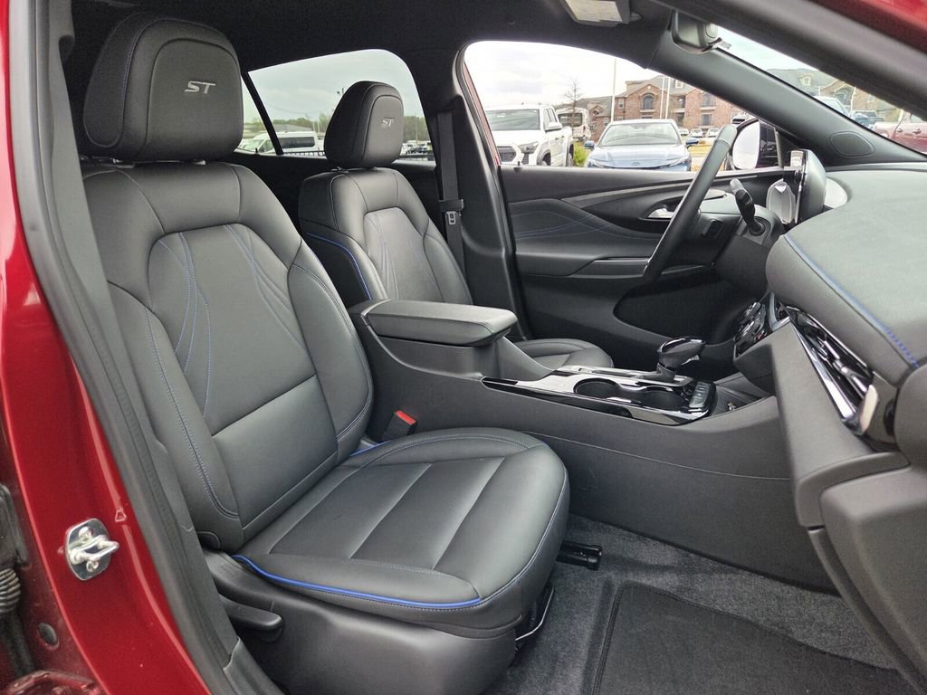 Used 2025 Buick Envista Sport Touring w/ Convenience I Package image 12