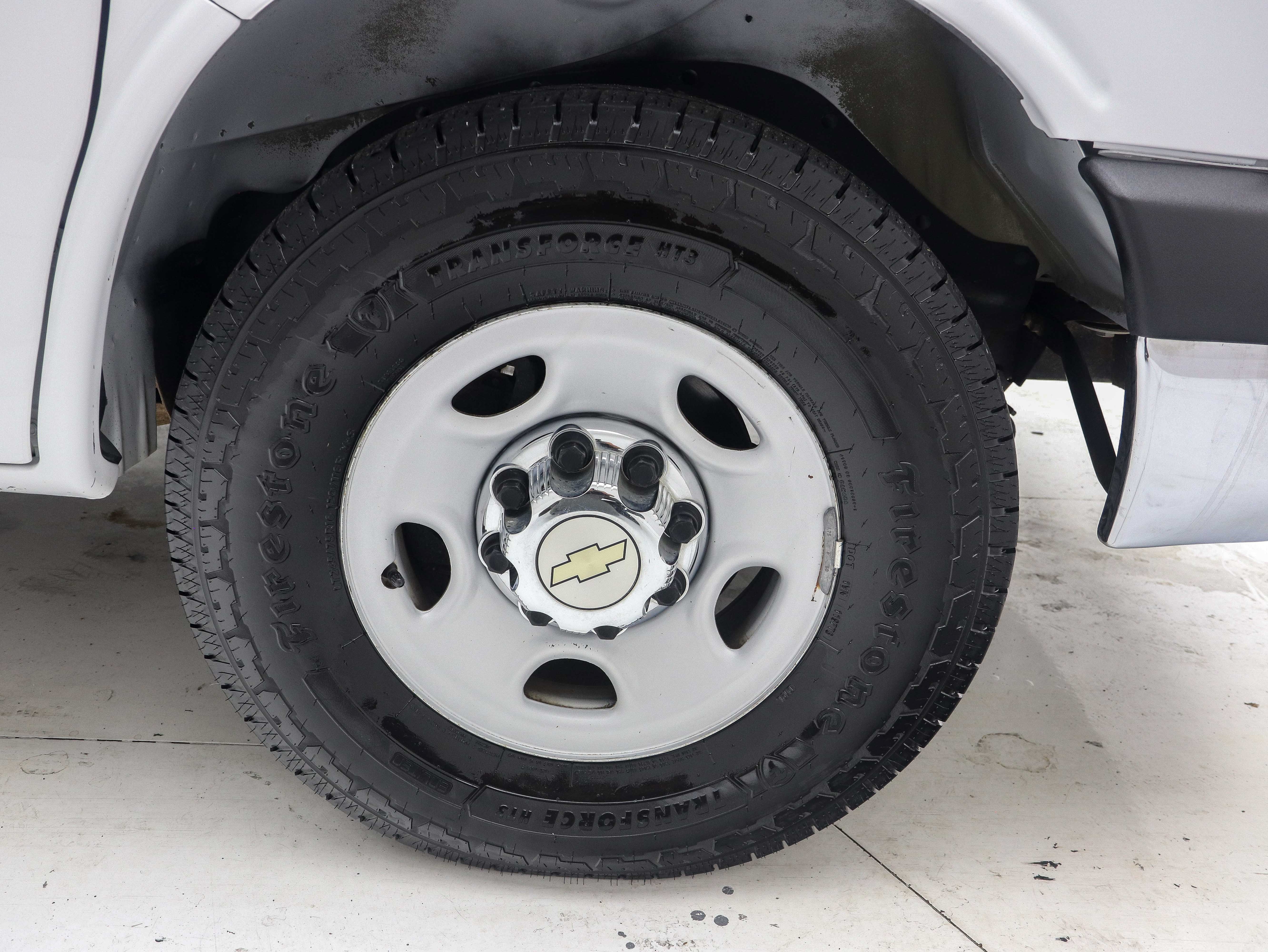 Used 2014 Chevrolet Express 3500 LT w/ LT Preferred Equipment Group RWD image 27