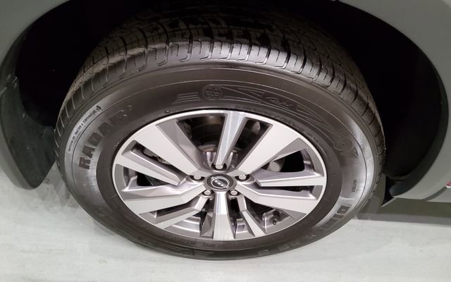 Used 2023 Nissan Pathfinder SL image 39