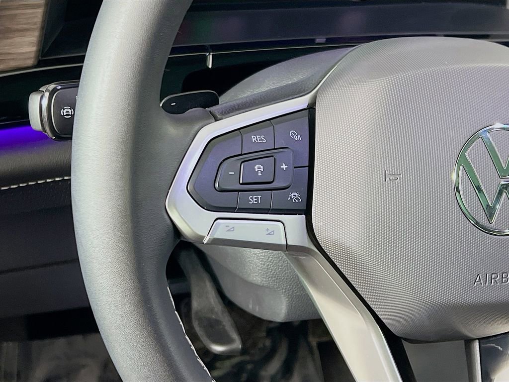 Used 2024 Volkswagen Atlas SEL image 10