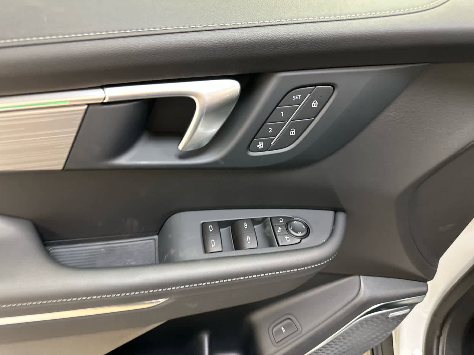 New 2026 Buick Enclave Preferred w/ Power Package image 19