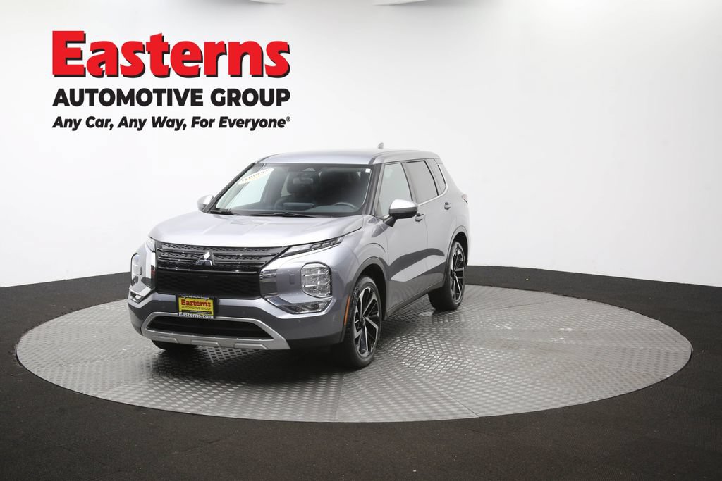 Used 2024 Mitsubishi Outlander SE AWD/4WD image 55
