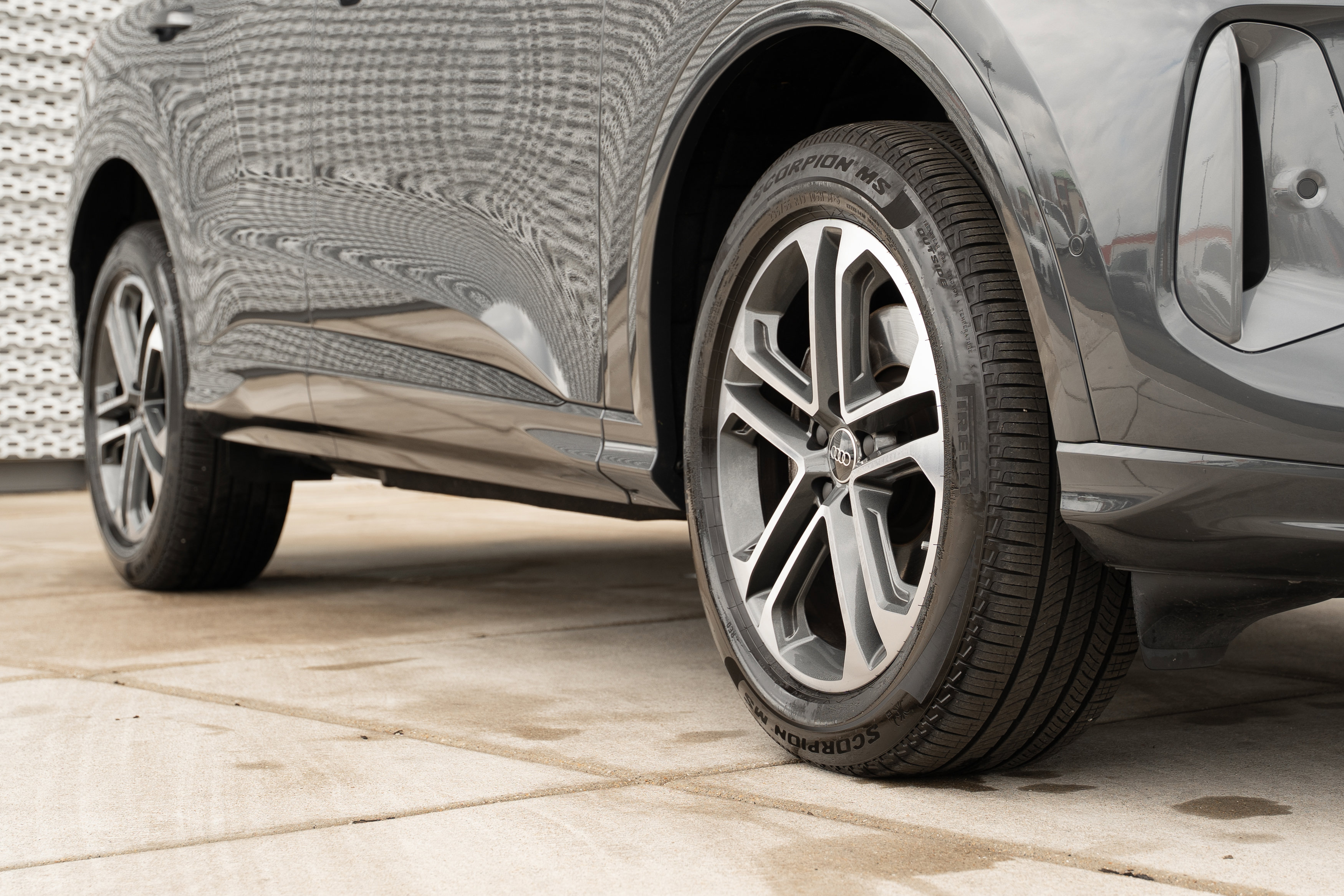 Certified 2025 Audi Q5 Premium w/ Convenience Package image 31