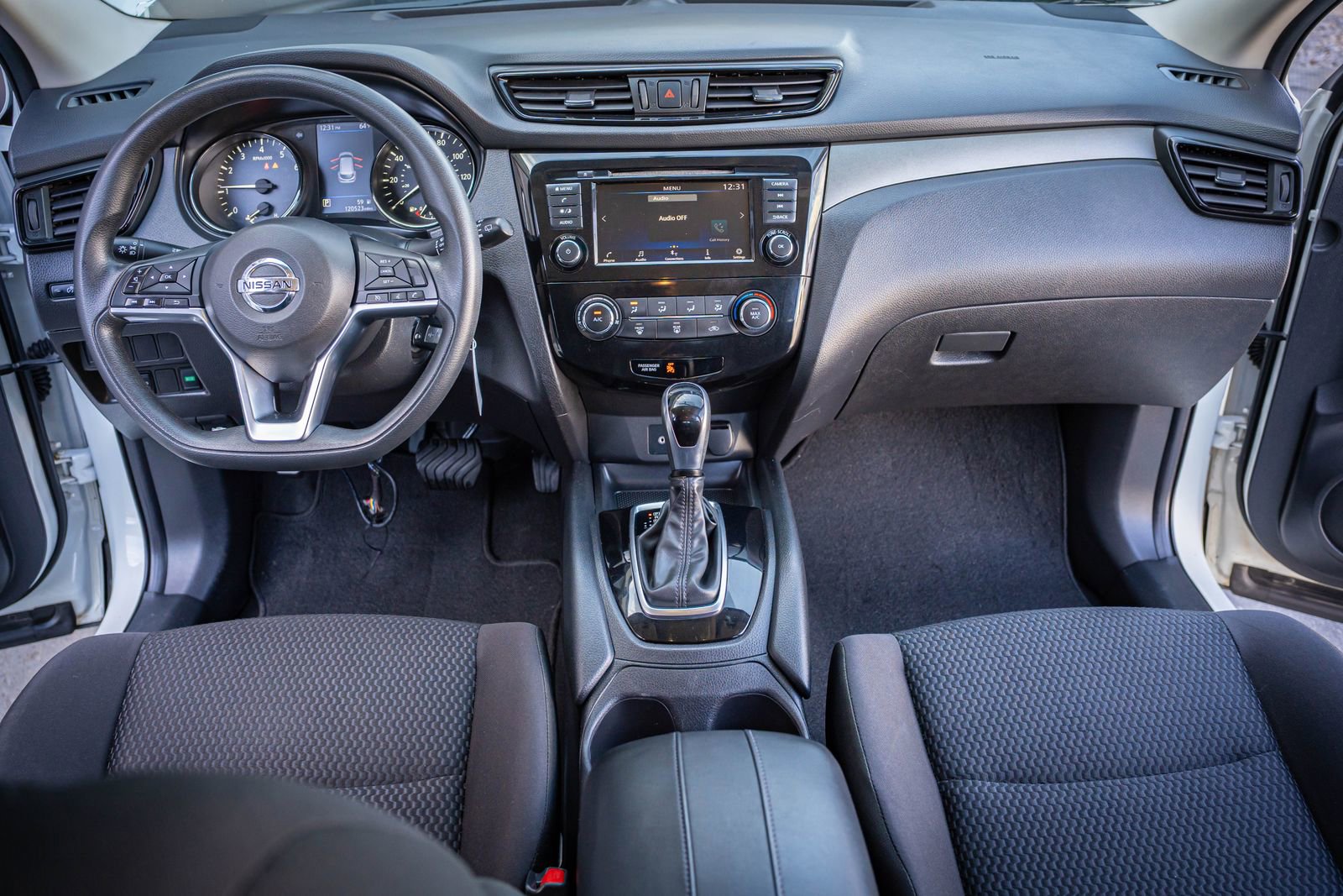 Used 2019 Nissan Rogue Sport S image 22