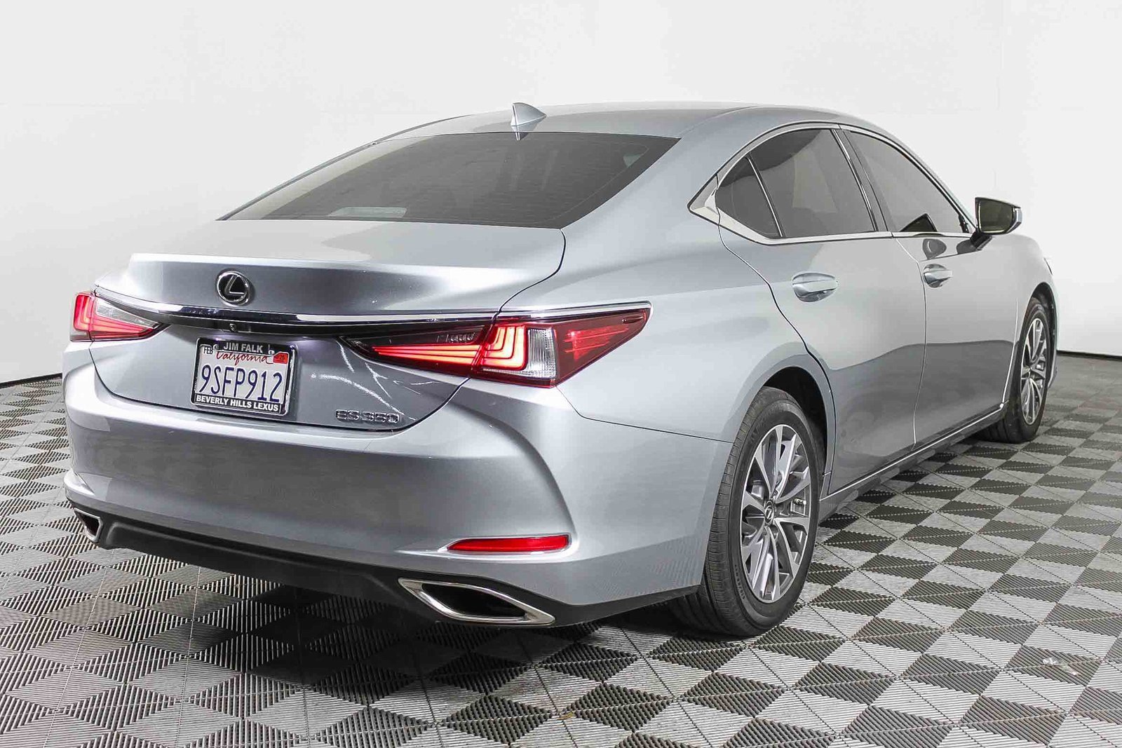 Used 2025 Lexus ES 350 image 8