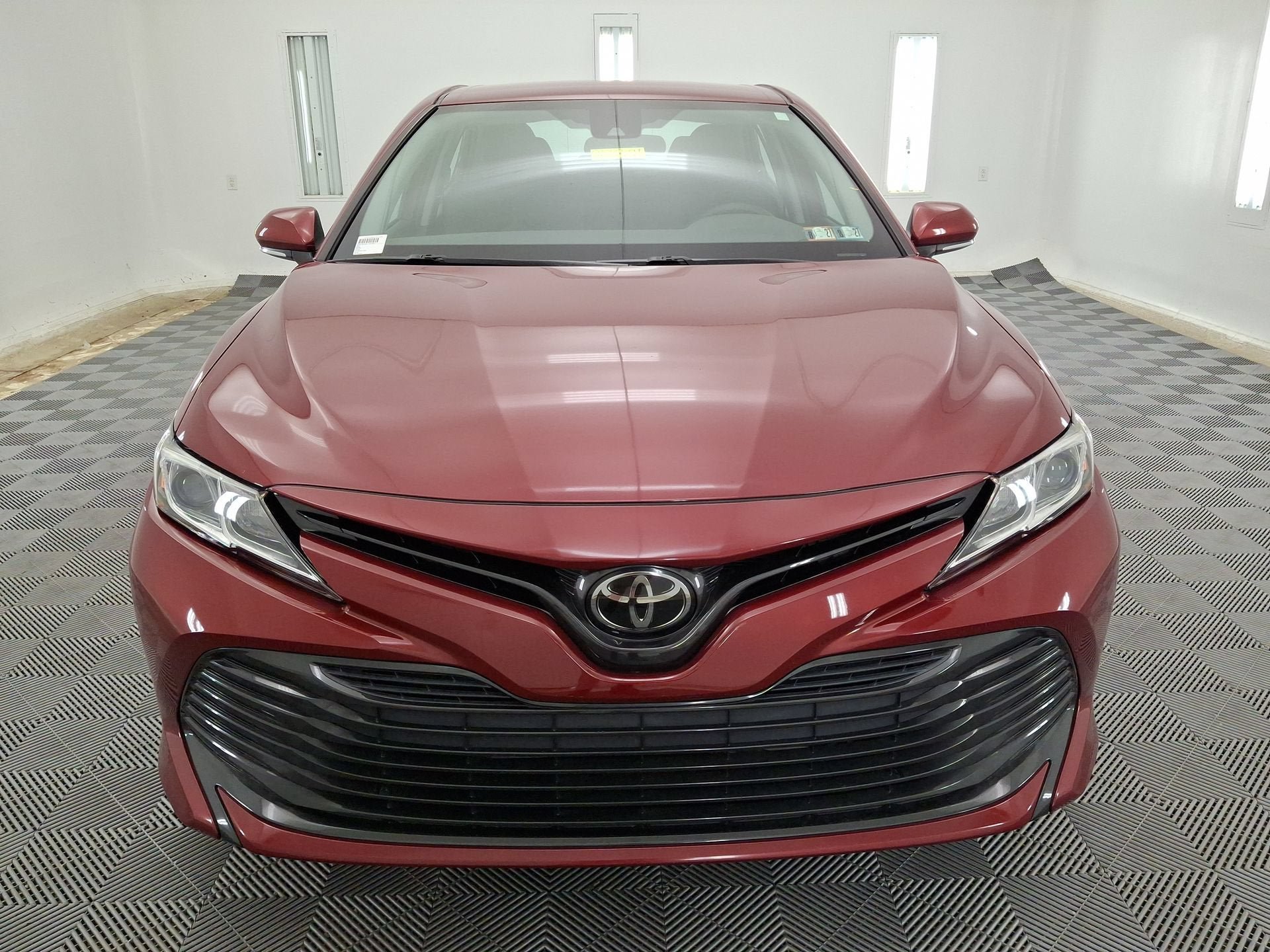 Used 2020 Toyota Camry LE w/ Cold Weather Package AWD/4WD image 29