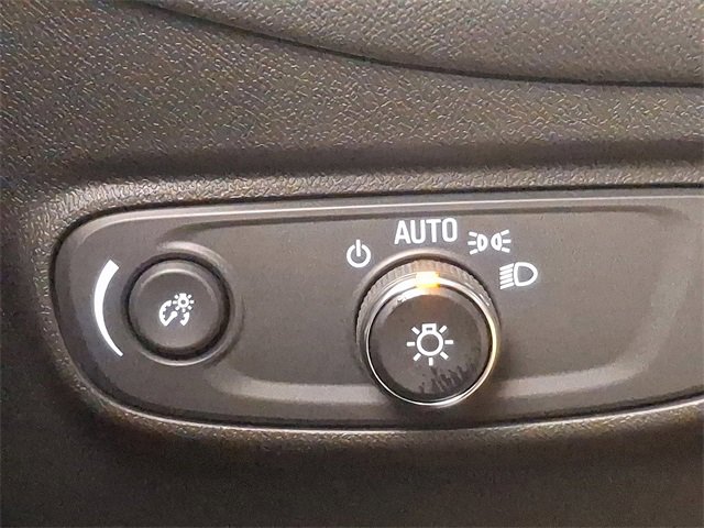 Used 2022 Chevrolet Equinox LT image 23