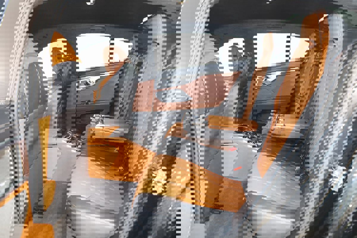 Used 2024 BMW ALPINA B8 xDrive Gran Coupe image 70