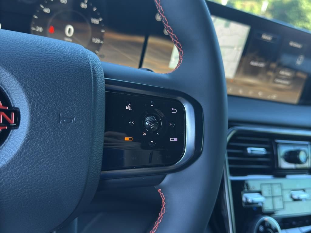 New 2025 Nissan Armada PRO-4X image 22