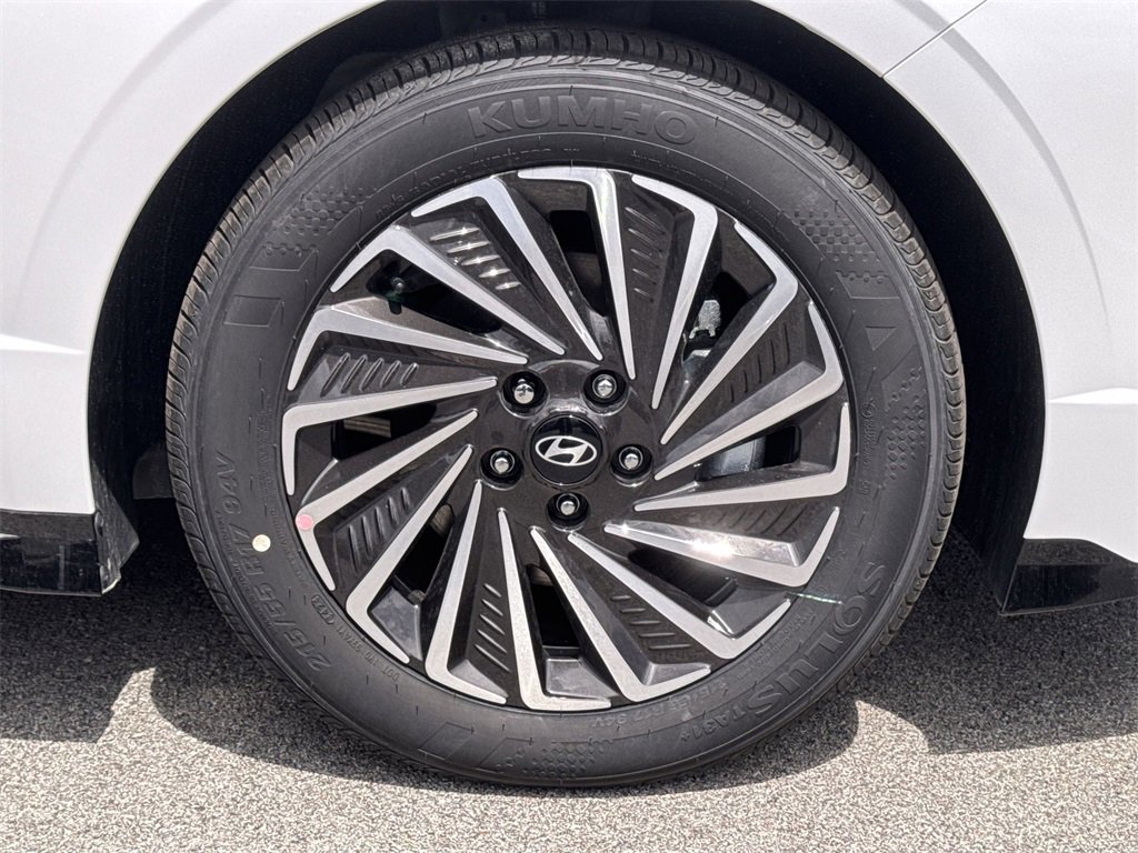 Used 2025 Hyundai Sonata SEL image 9