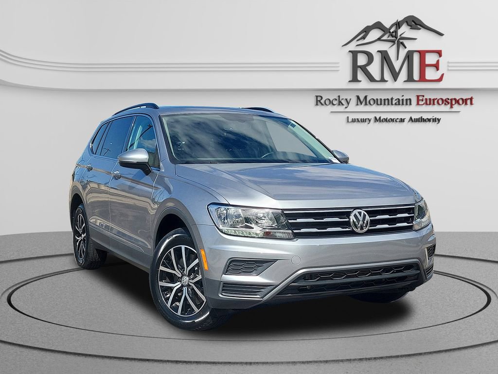 Used 2021 Volkswagen Tiguan SE w/ Panoramic Sunroof Package image 1
