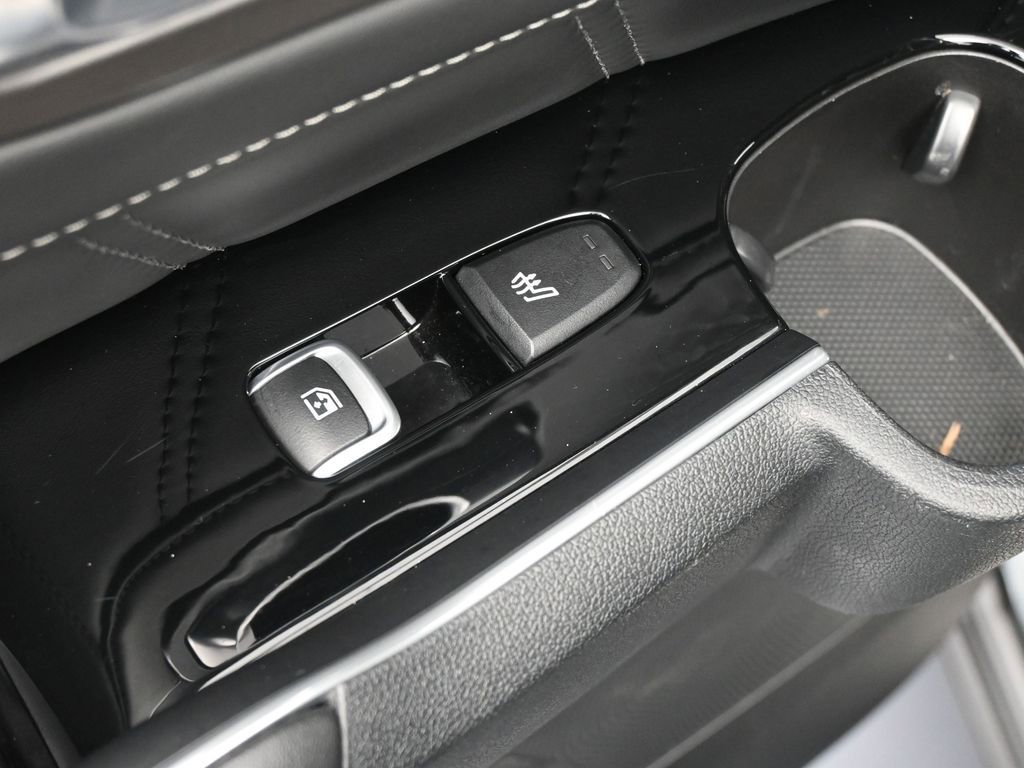 Used 2023 Kia Sorento SX AWD/4WD image 49