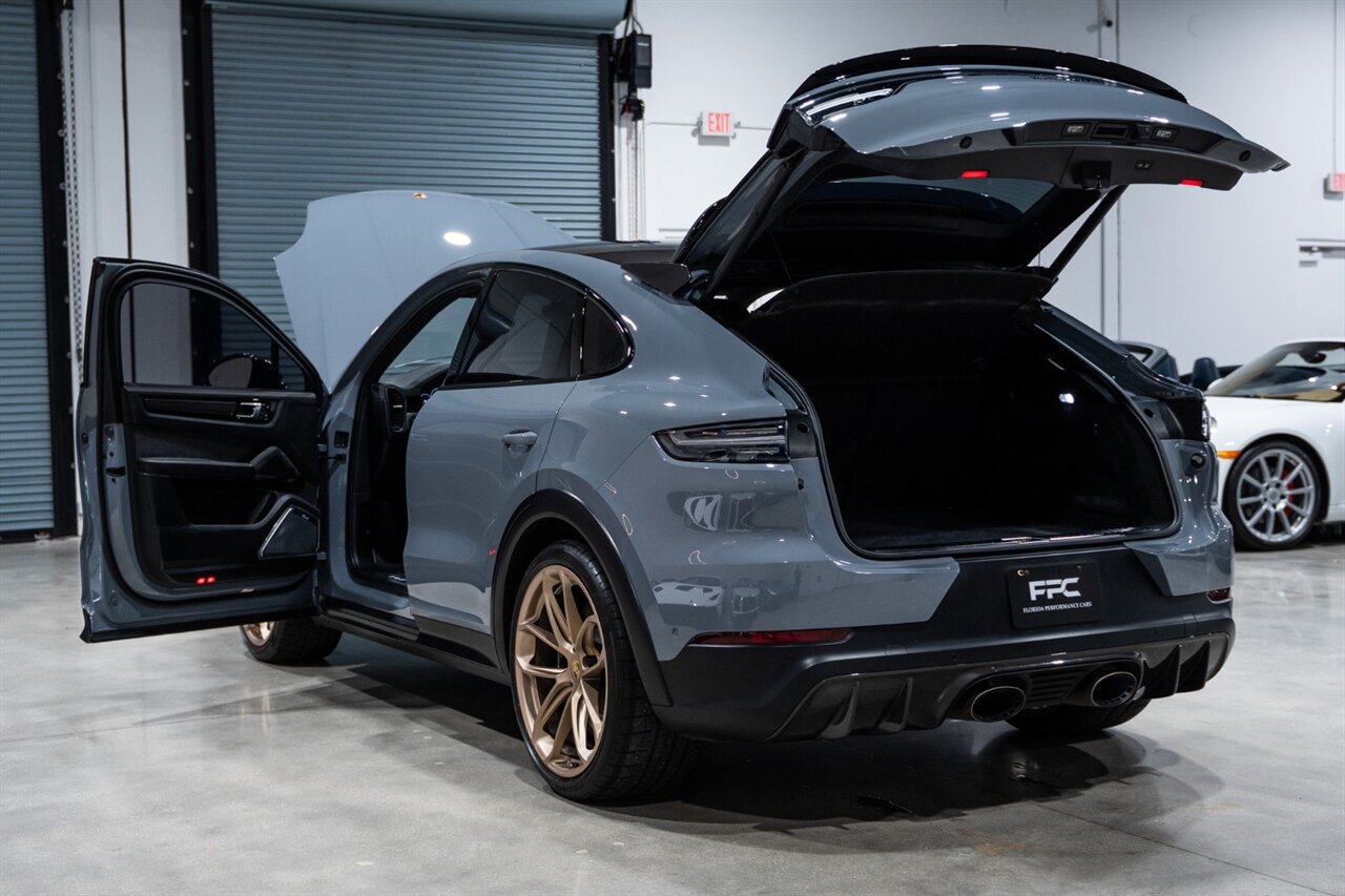 Used 2022 Porsche Cayenne Turbo GT AWD/4WD image 41