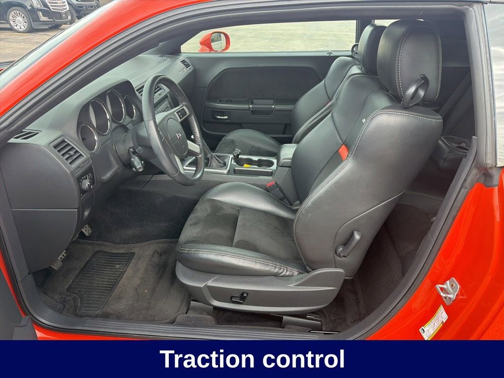Used 2009 Dodge Challenger SRT8 w/ SRT Option Group II RWD image 16
