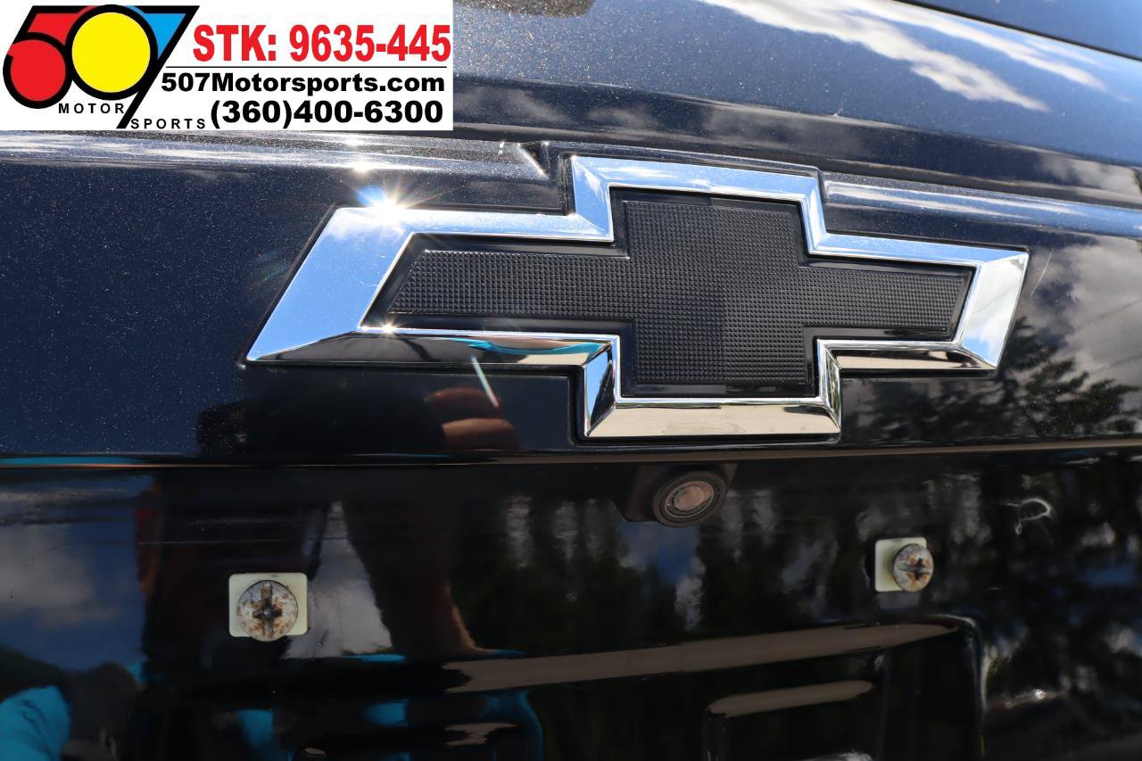 Used 2019 Chevrolet Trax LT w/ Sun & Sound Package AWD/4WD image 14