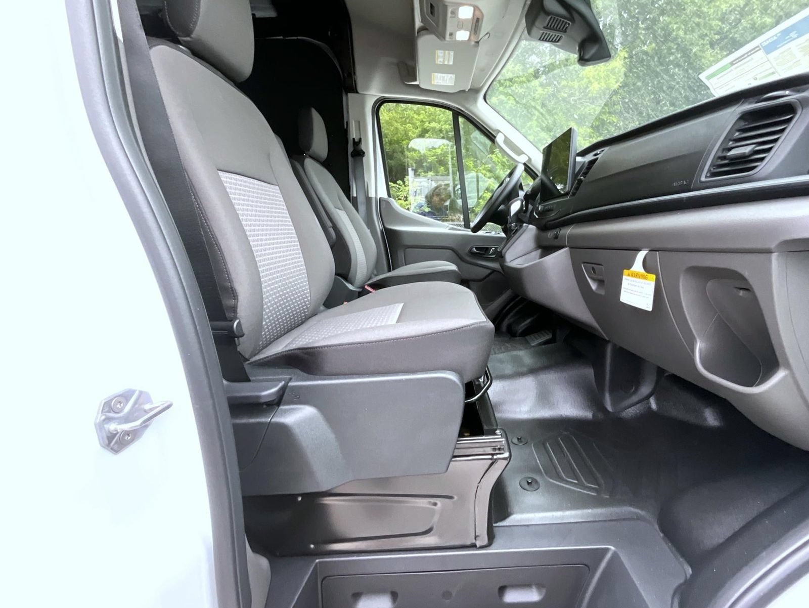 New 2027 Ford Transit 250 148 Medium Roof Extended AWD w/ Load Area Protection Package image 18