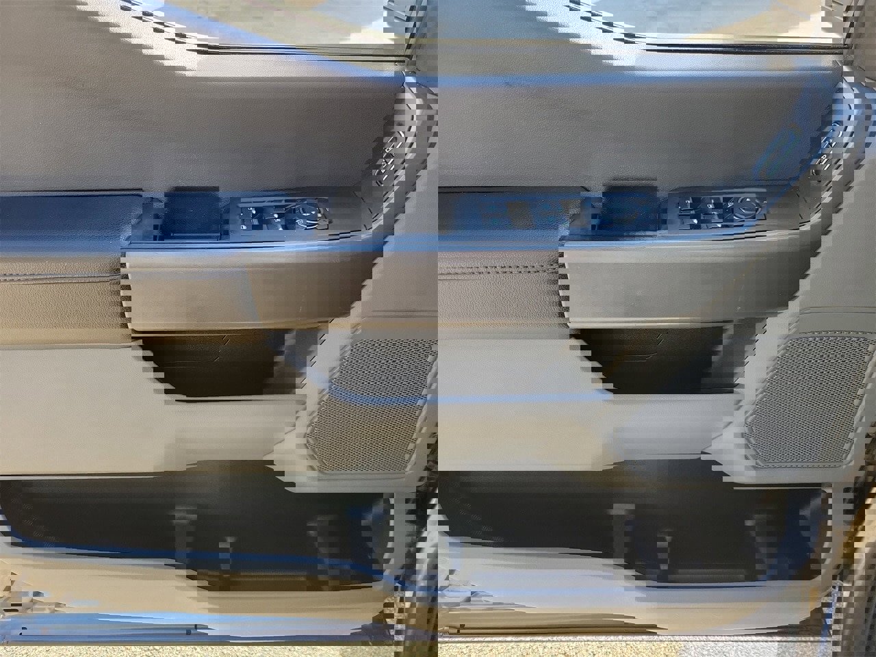 Used 2023 Ford F250 XLT image 14