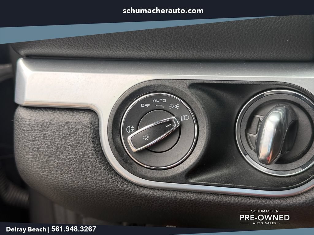 Used 2017 Porsche 718 Boxster RWD image 24