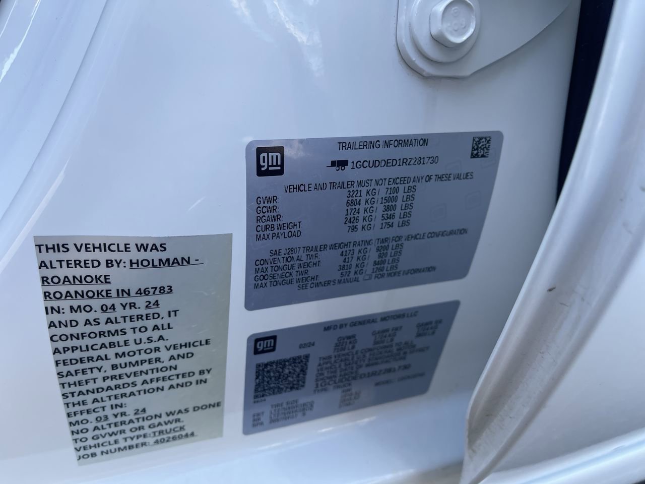 Certified 2024 Chevrolet Silverado 1500 LT AWD/4WD image 33