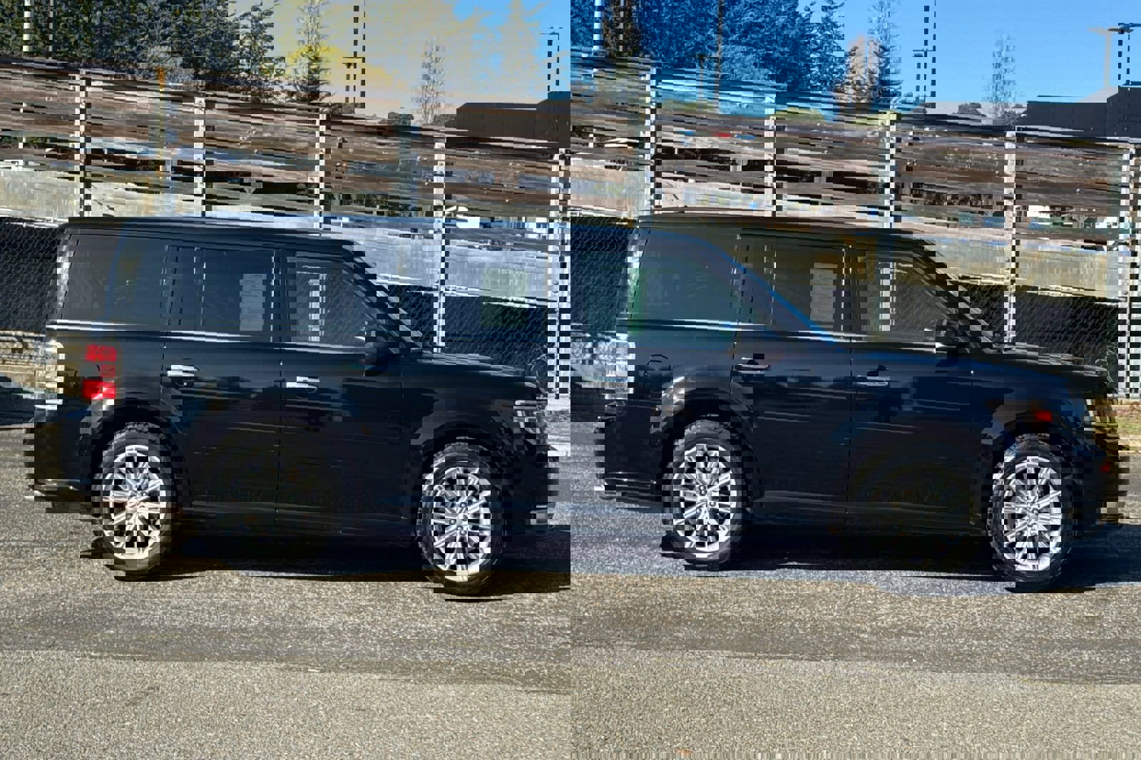 Used 2019 Ford Flex Limited image 3