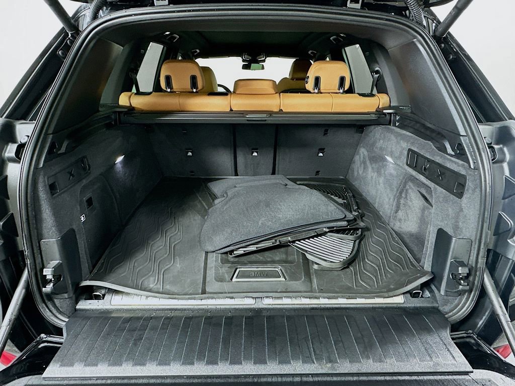 Certified 2025 BMW X5 xDrive50e w/ Parking Assistance Package image 27