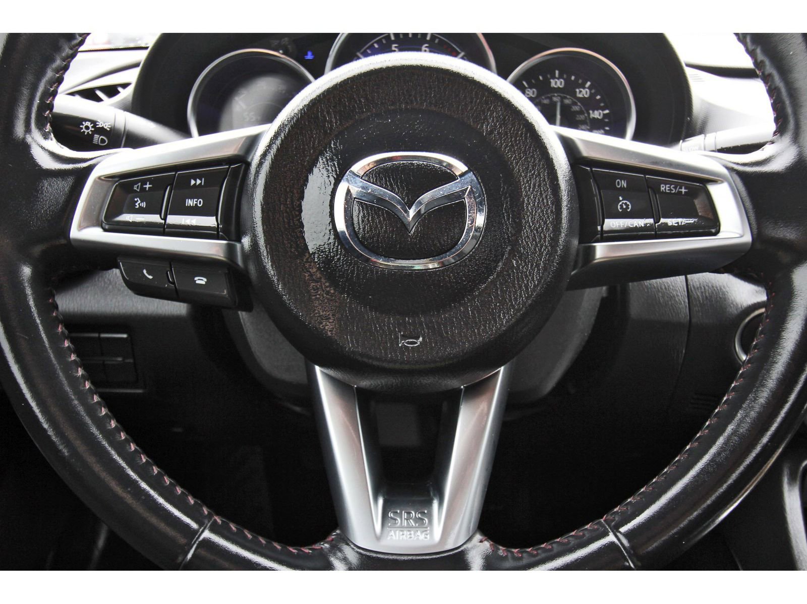 Used 2018 MAZDA MX-5 Miata Club image 14