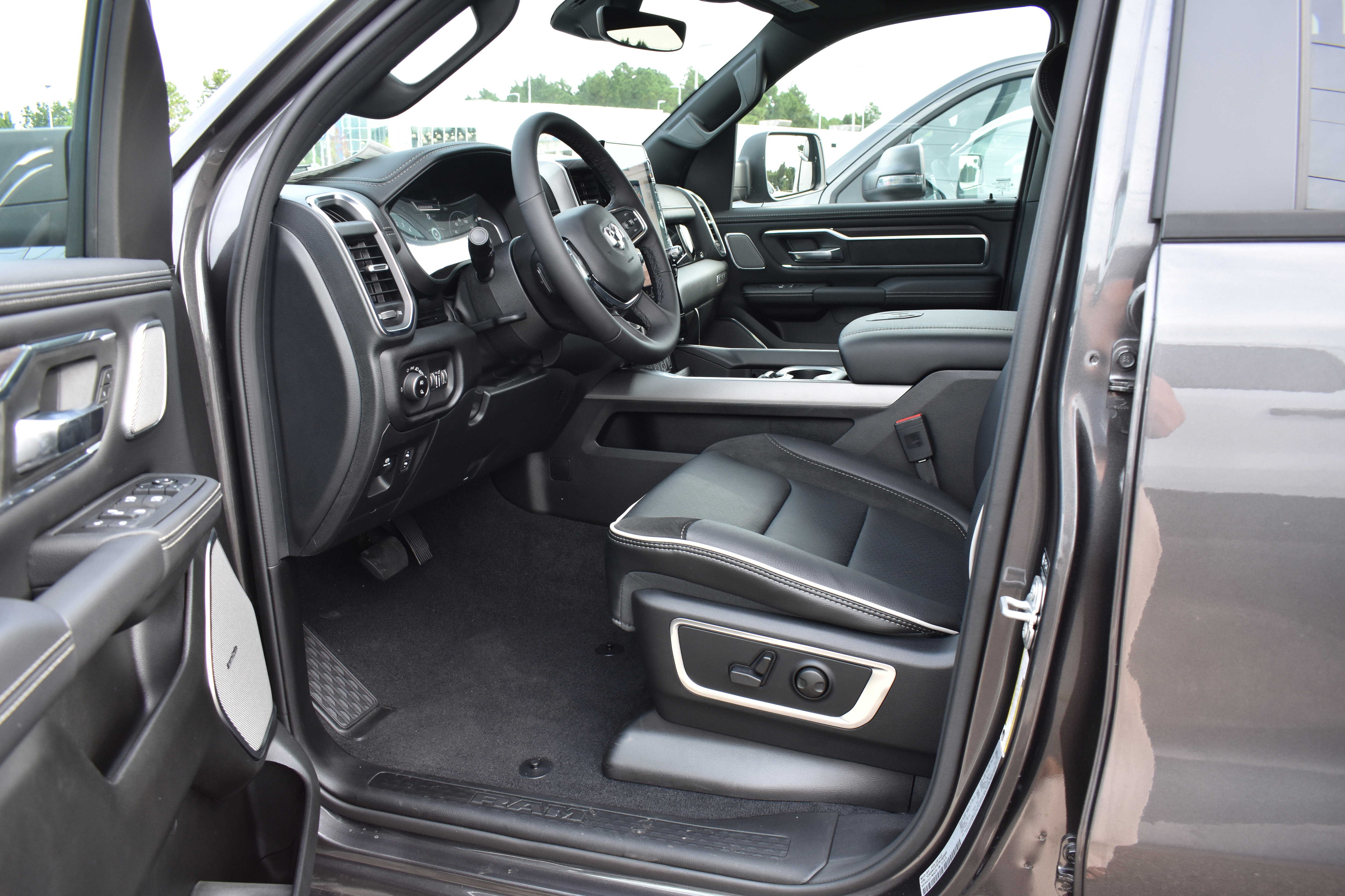New 2026 RAM 1500 Laramie image 12
