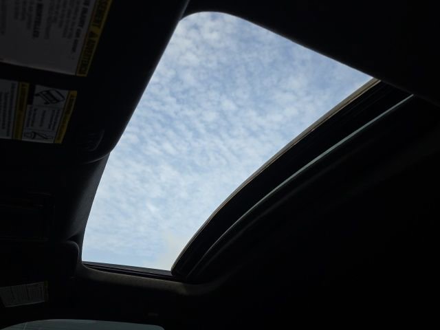 Used 2016 Ford F250 Lariat w/ Lariat Ultimate Package image 23