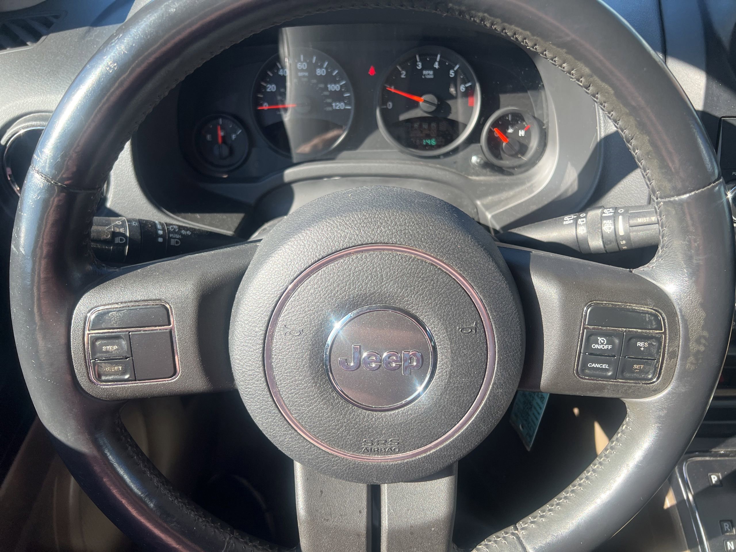 Used 2012 Jeep Patriot Latitude FWD image 12