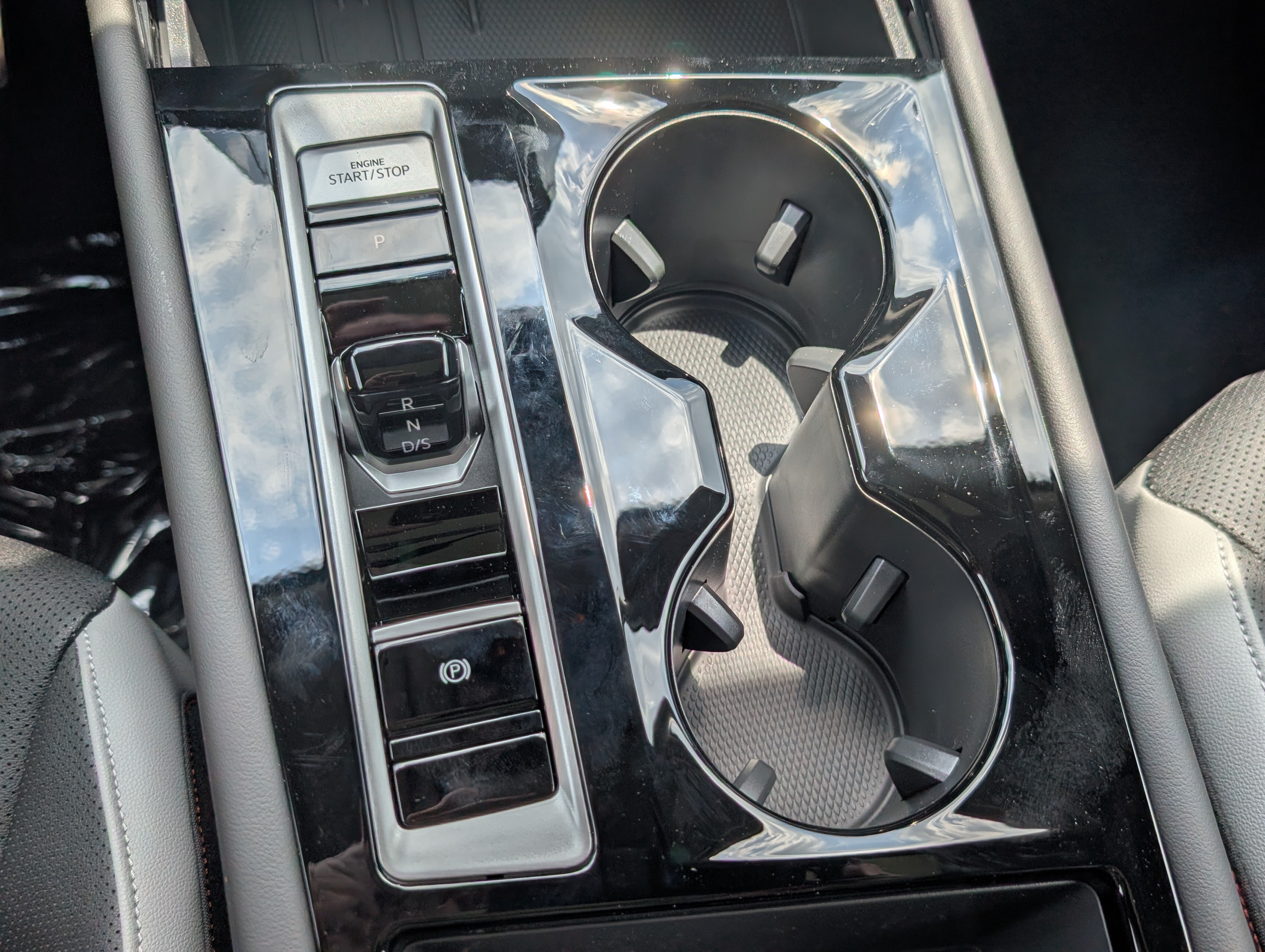 New 2026 Volkswagen Atlas Peak Edition AWD/4WD image 25
