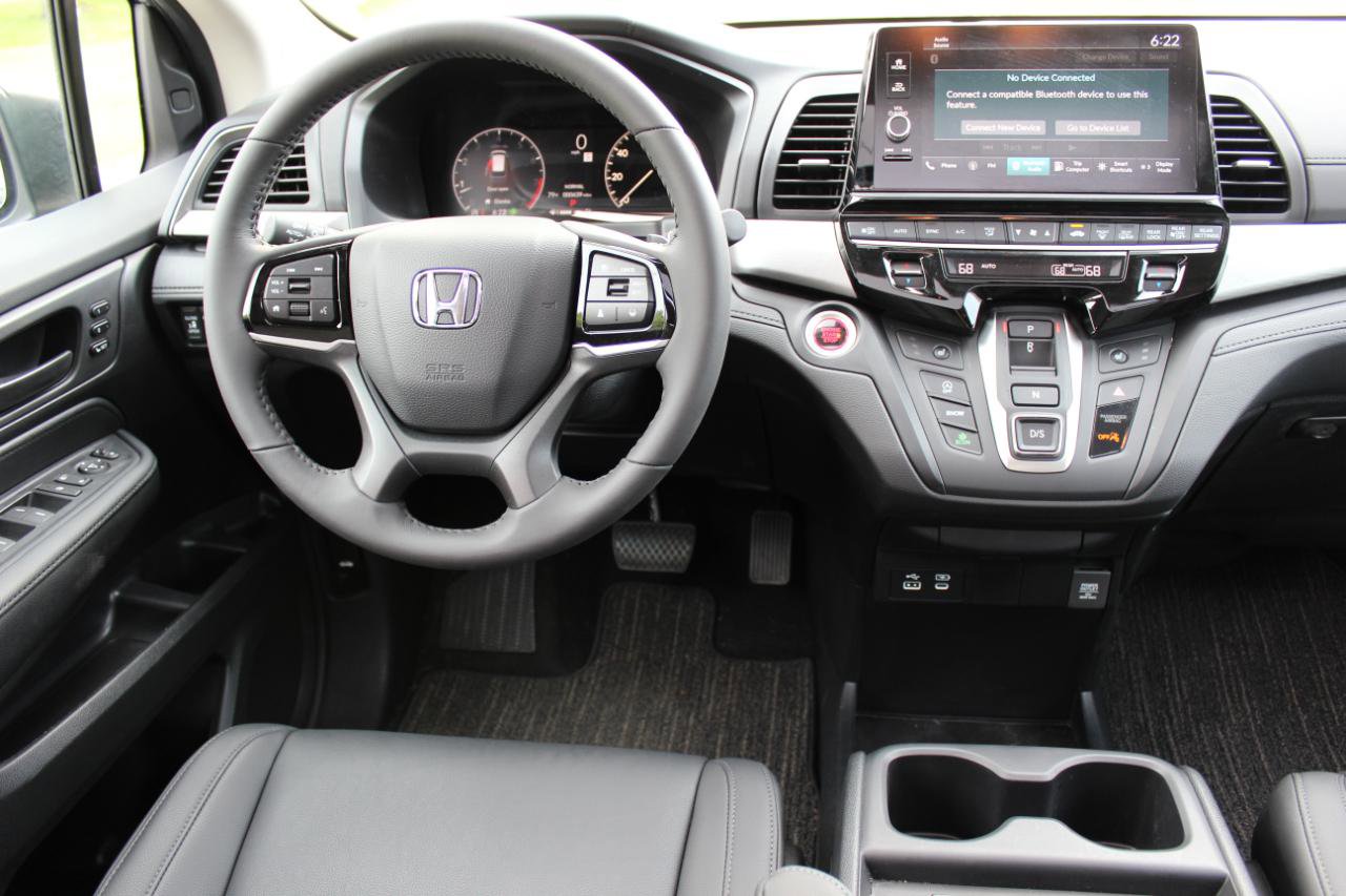 Used 2025 Honda Odyssey EX-L image 3