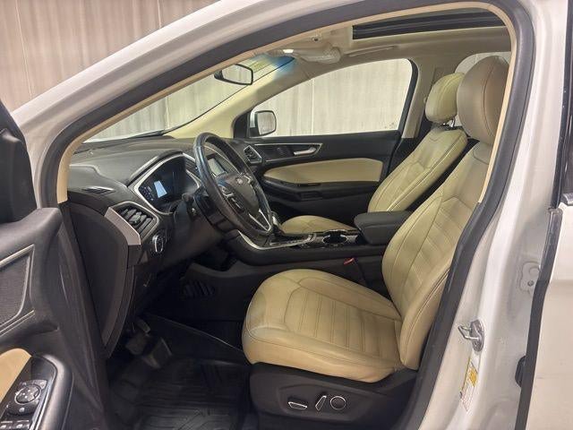 Used 2015 Ford Edge SEL w/ Equipment Group 201A AWD/4WD image 9