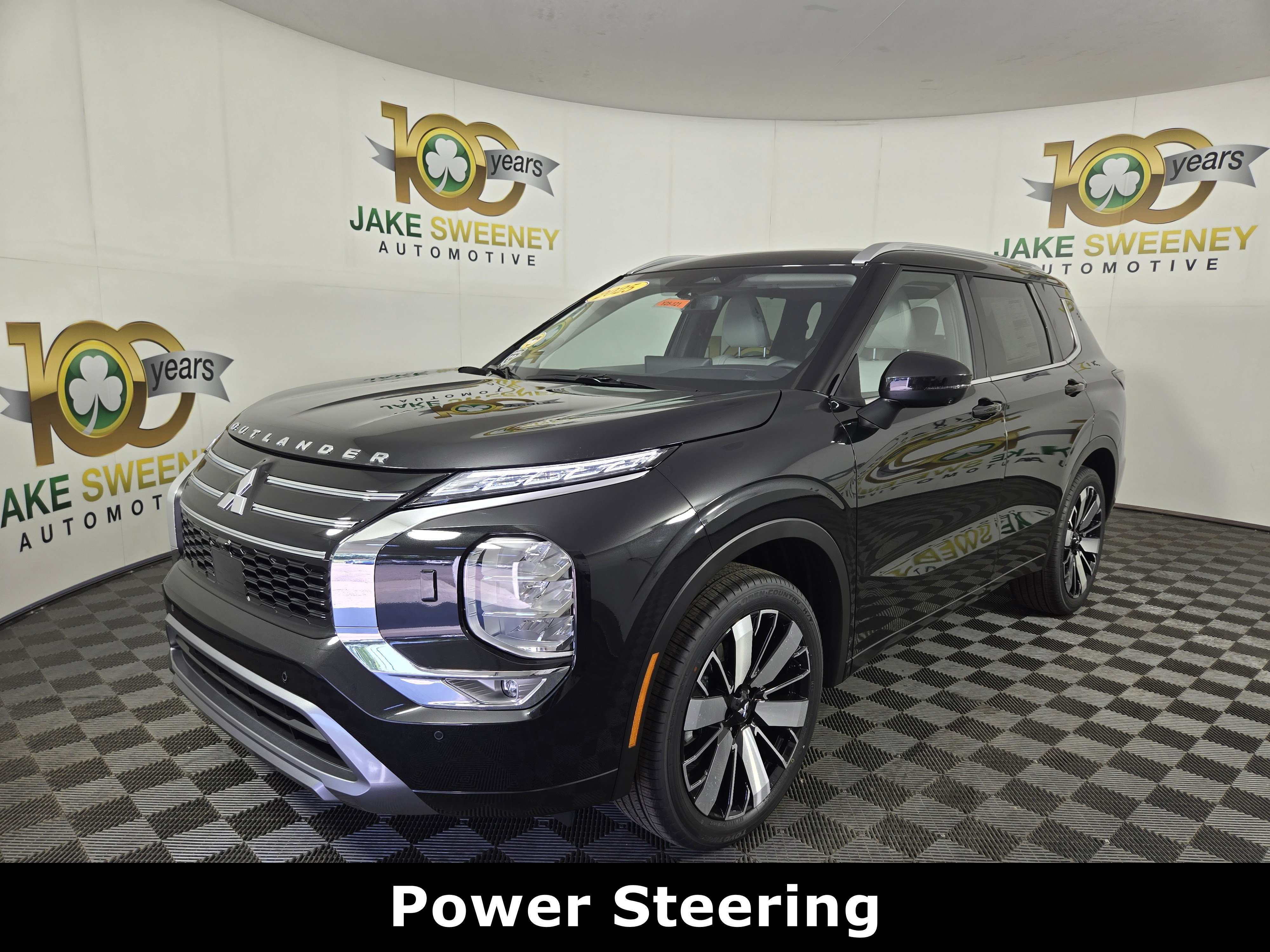 New 2025 Mitsubishi Outlander SEL image 3