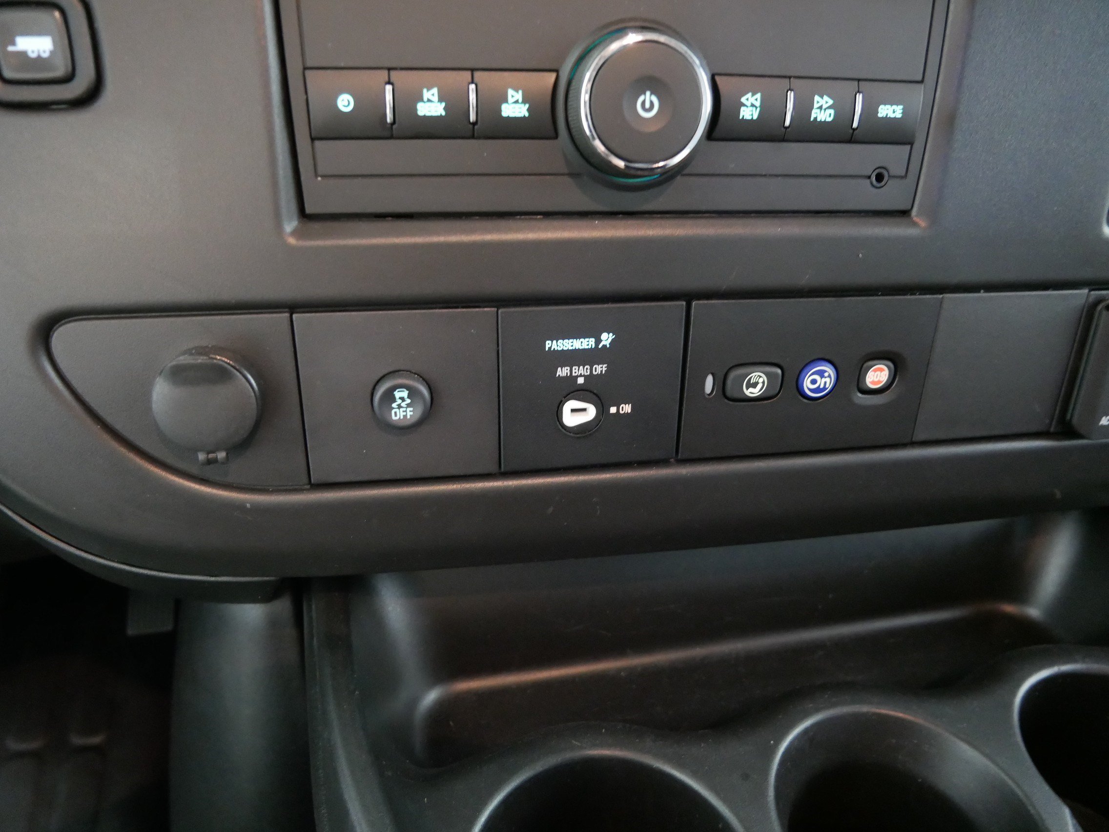 Used 2025 Chevrolet Express 2500 w/ Driver Convenience Package RWD image 29