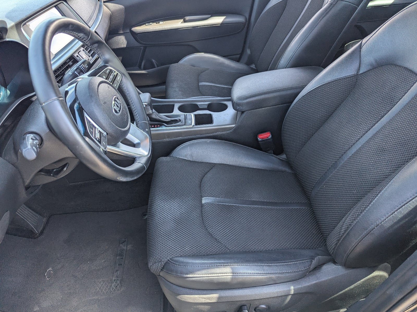 Used 2020 Kia Optima S FWD image 18