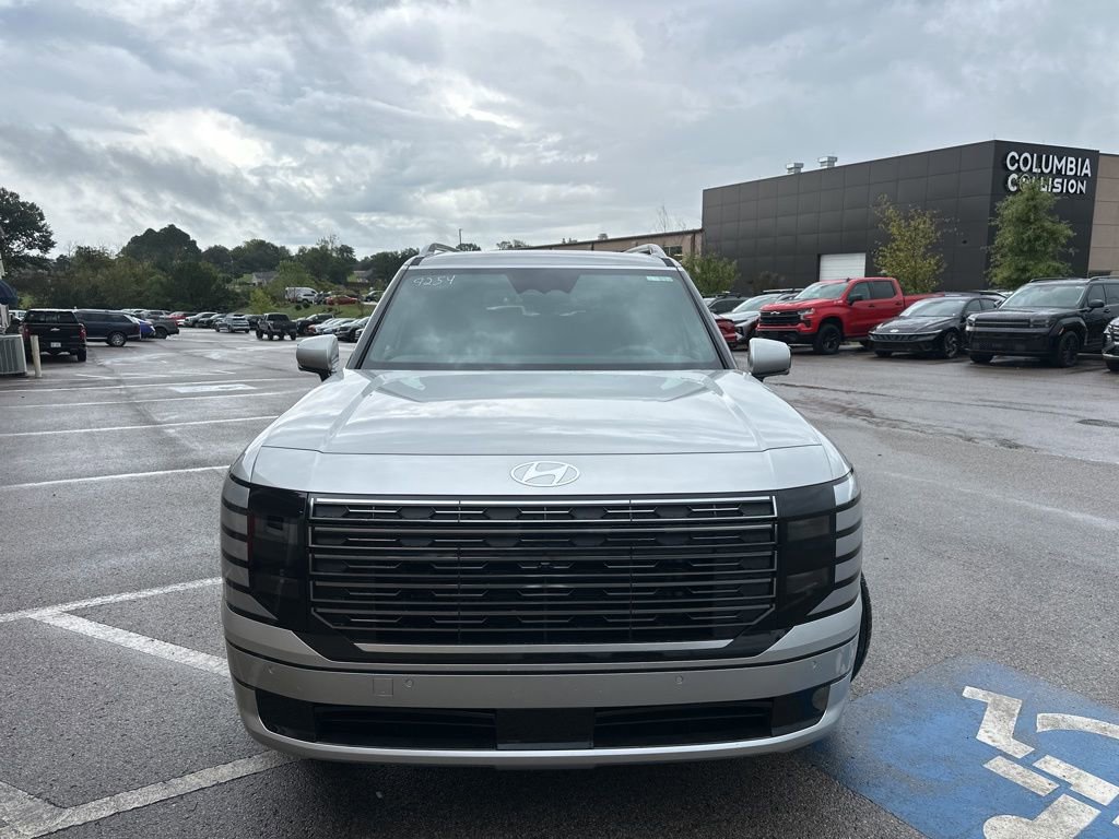 New 2026 Hyundai Palisade Calligraphy FWD image 3