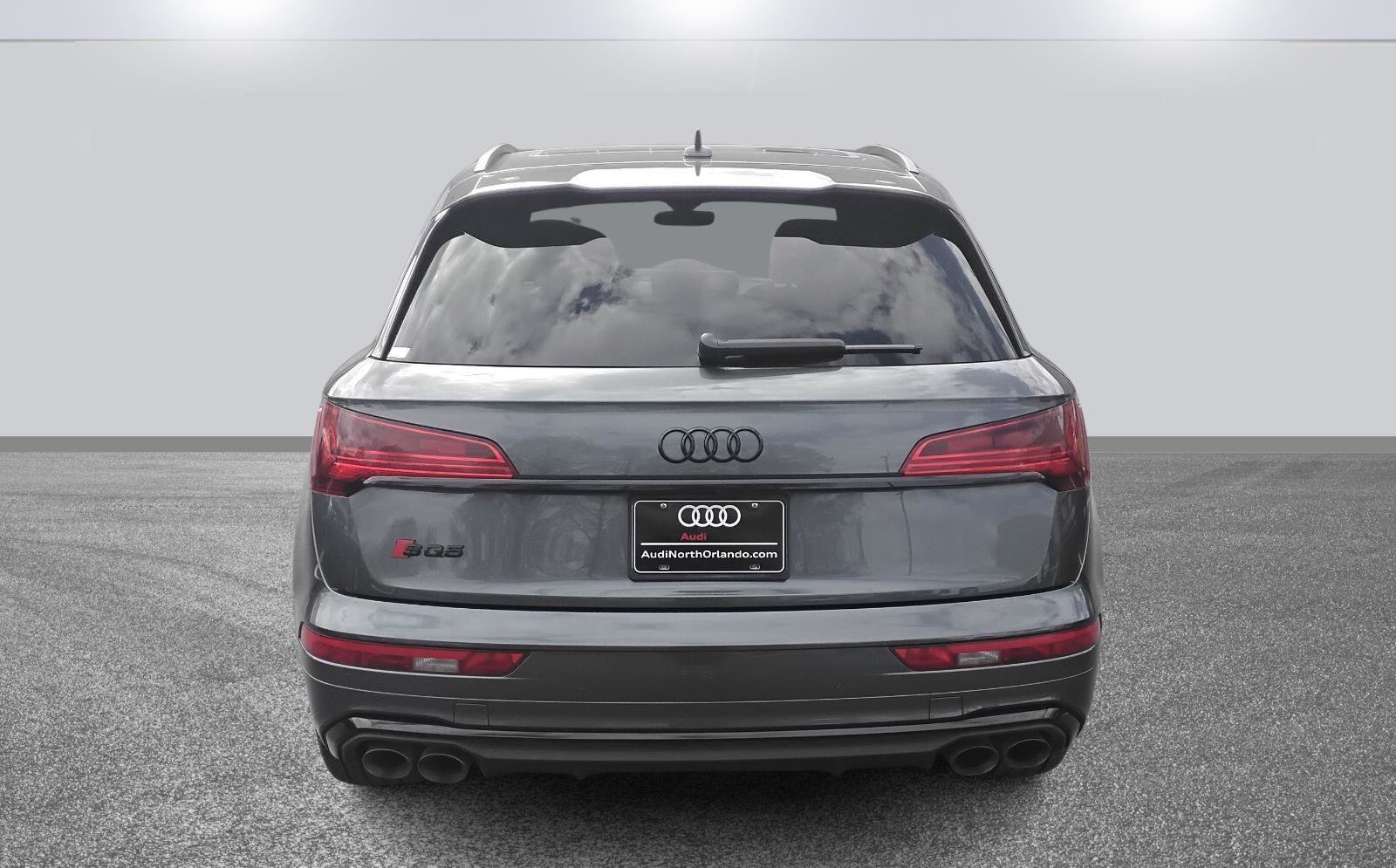 Used 2022 Audi SQ5 Prestige w/ Prestige Package image 5