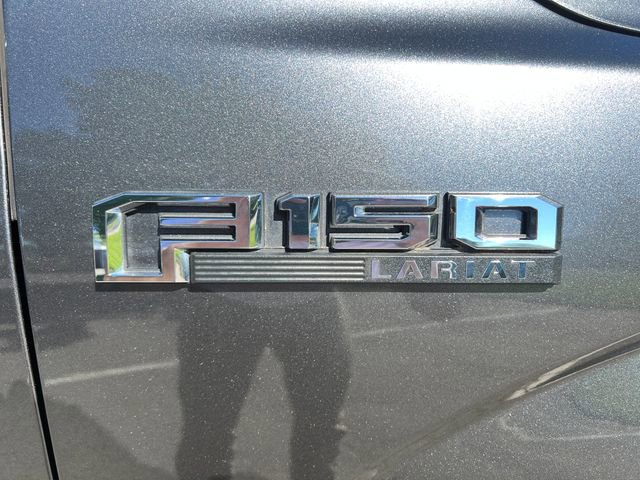 Used 2016 Ford F150 Lariat w/ Equipment Group 502A Luxury AWD/4WD image 43