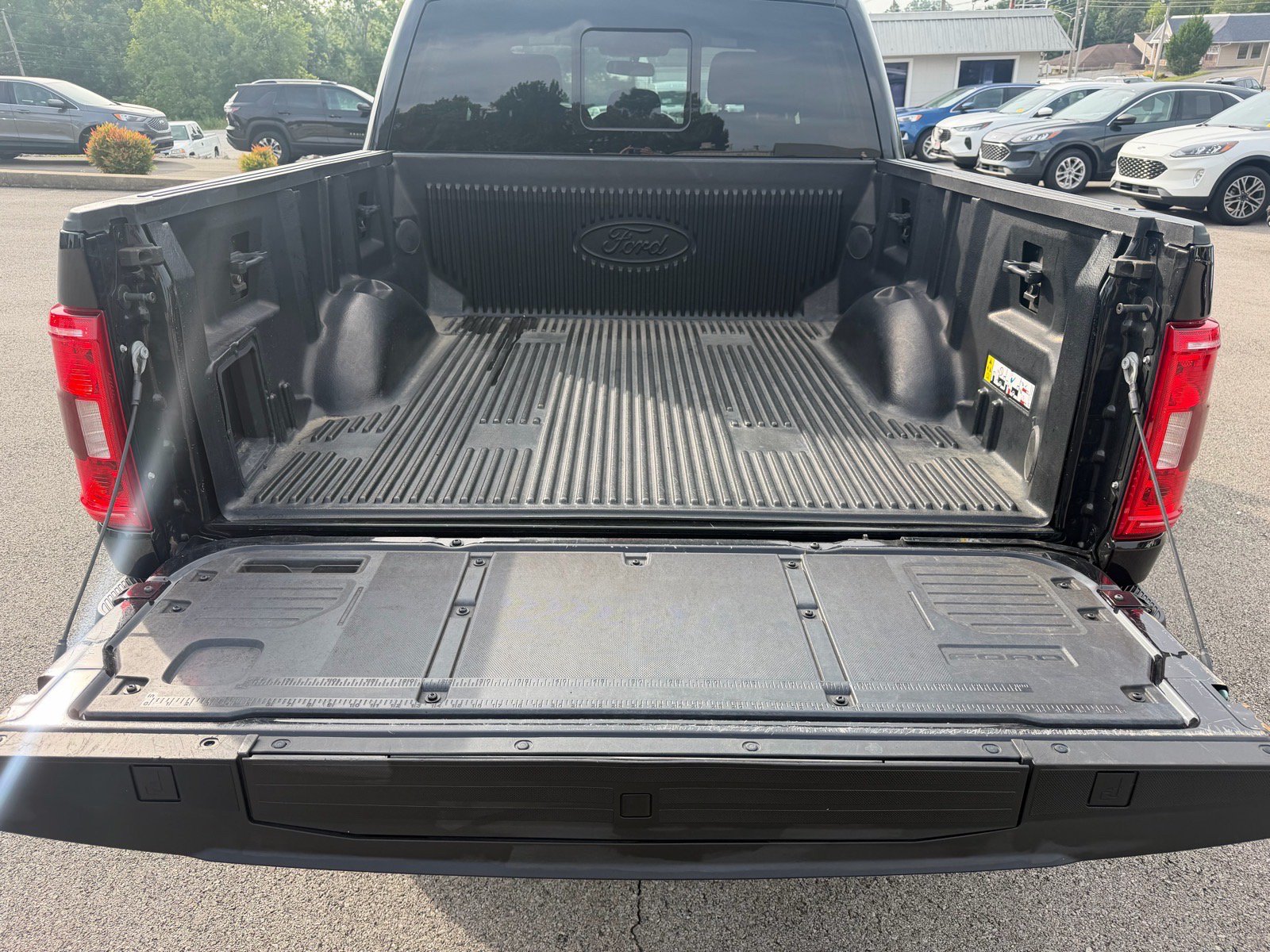 Used 2022 Ford F150 XLT w/ Equipment Group 302A High AWD/4WD image 20