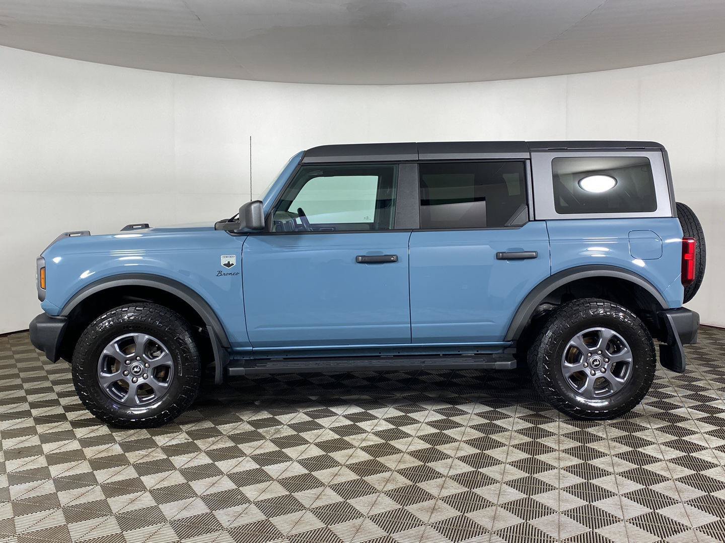 Used 2021 Ford Bronco Big Bend AWD/4WD image 3