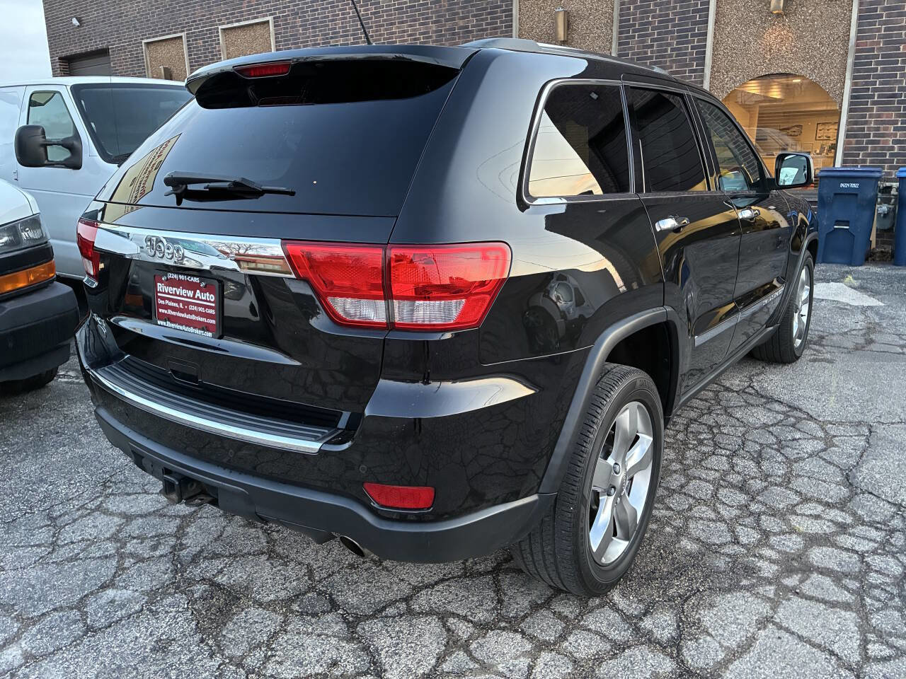 Used 2013 Jeep Grand Cherokee Overland image 5